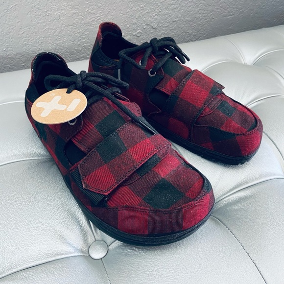 OTZ Shoes Canvas Red/Black Plaid Lace Up Velcro - Picture 2 of 10